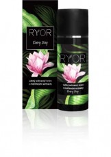 Защитный легкий крем с растительными экстрактами для всех типов кожи Ryor 