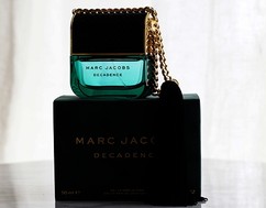 Парфюмерная вода для женщин Marc Jacobs Decadence