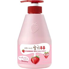 Лосьон для тела клубничный Kwailnara Strawberry Milk Body Lotion WELCOS 
